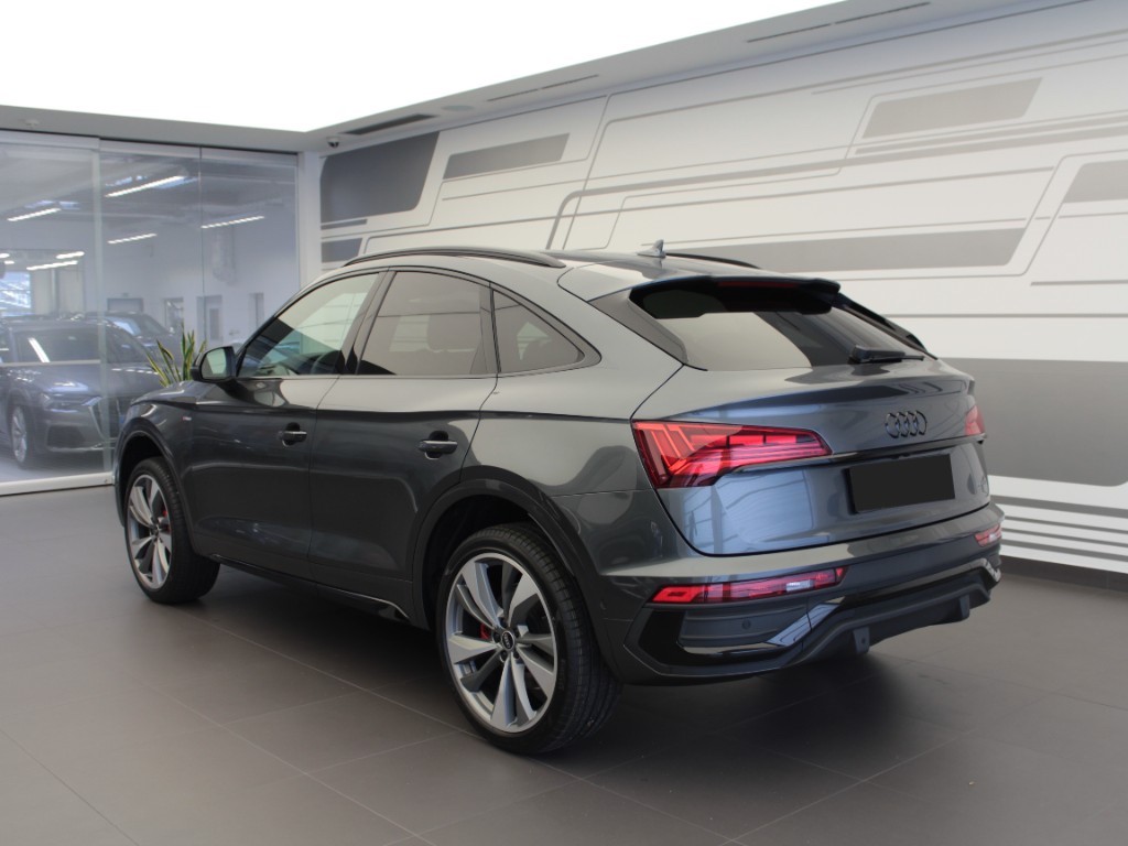 AUDI Q5 SPORTBACK 45 TFSI QUATTRO S-TRONIC | NOVÝ FACELIFT 2021 | benzín | SKVĚLÁ VÝBAVA | SUPER CENA | NÁKUP ONLINE | autoibuy.com